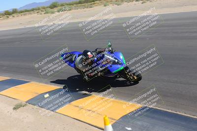 media/Oct-01-2023-SoCal Trackdays (Sun) [[4c570cc352]]/Turn 10 Inside (1250pm)/